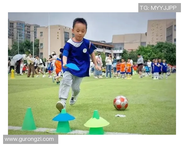 足球明星主题游乐设备推荐让孩子们尽享运动乐趣与快乐体验