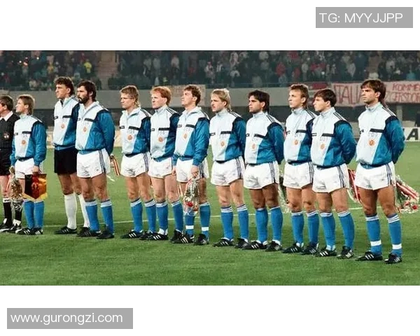 东德足球历史上的传奇明星球员及其辉煌成就回顾